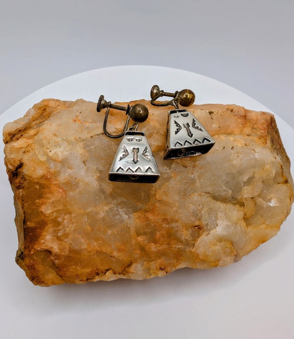 VTG Detailed Southwest Cowbell Chime Earring with Original Screw backs Sterling